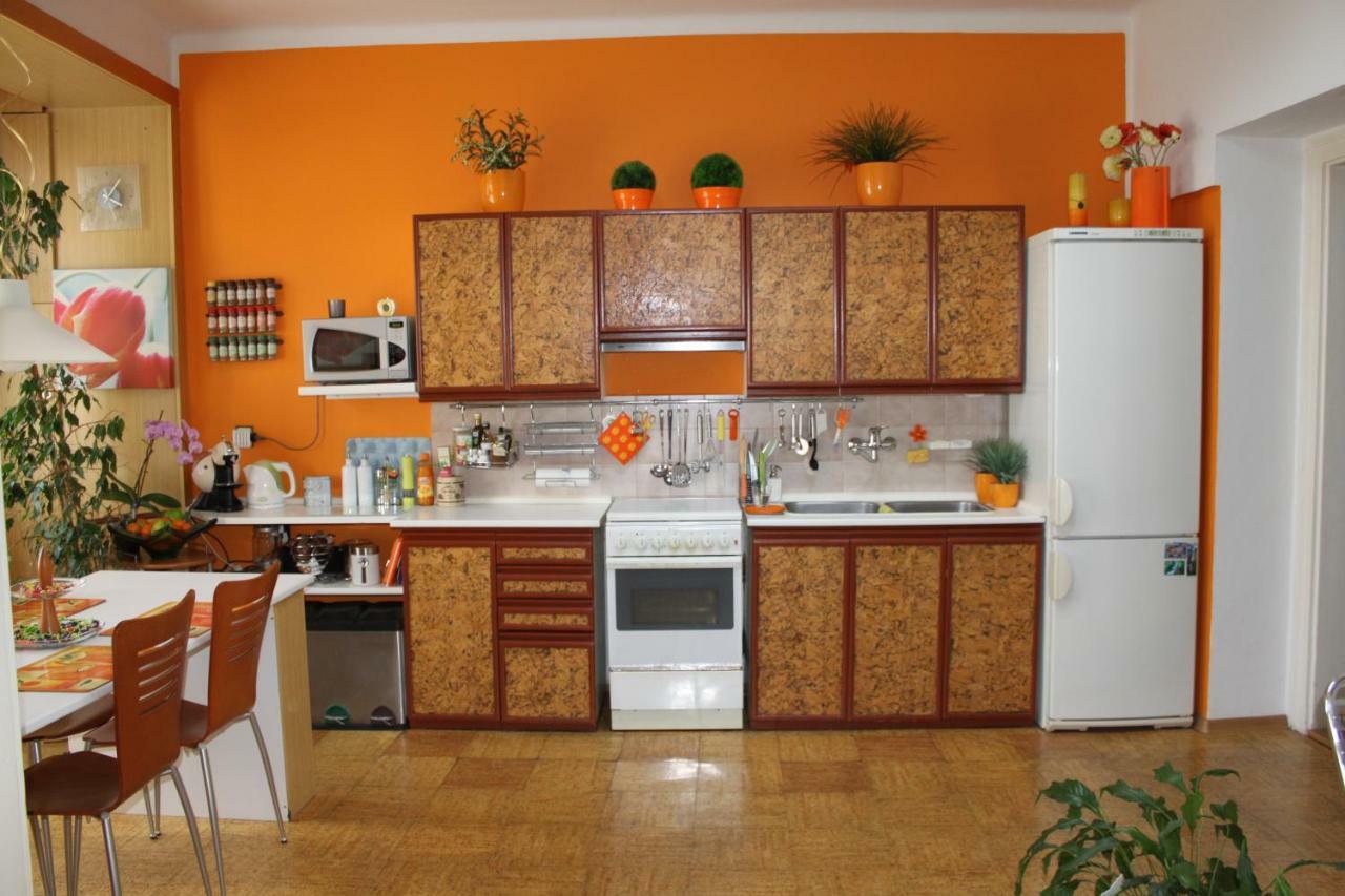 פראג Cosy Apartment Under The Tower מראה חיצוני תמונה